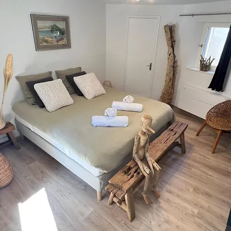 Fisherman's House In Old Appartement